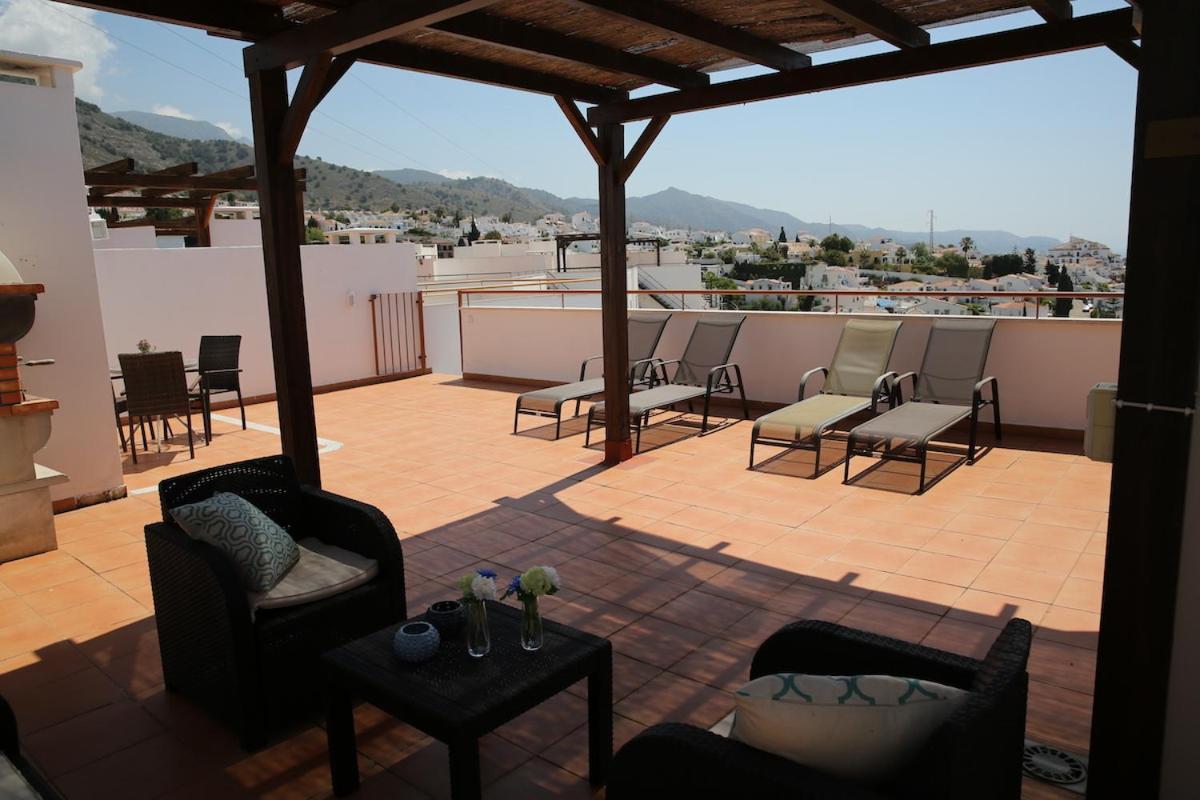 Andaluz Apartments Mar De Нерха Экстерьер фото