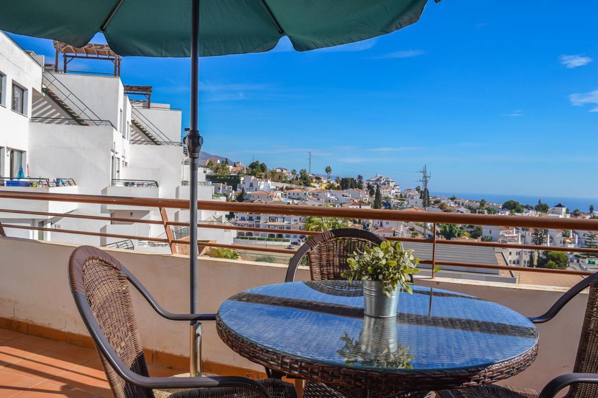 Andaluz Apartments Mar De Нерха Экстерьер фото