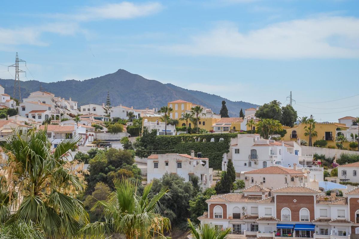 Andaluz Apartments Mar De Нерха Экстерьер фото