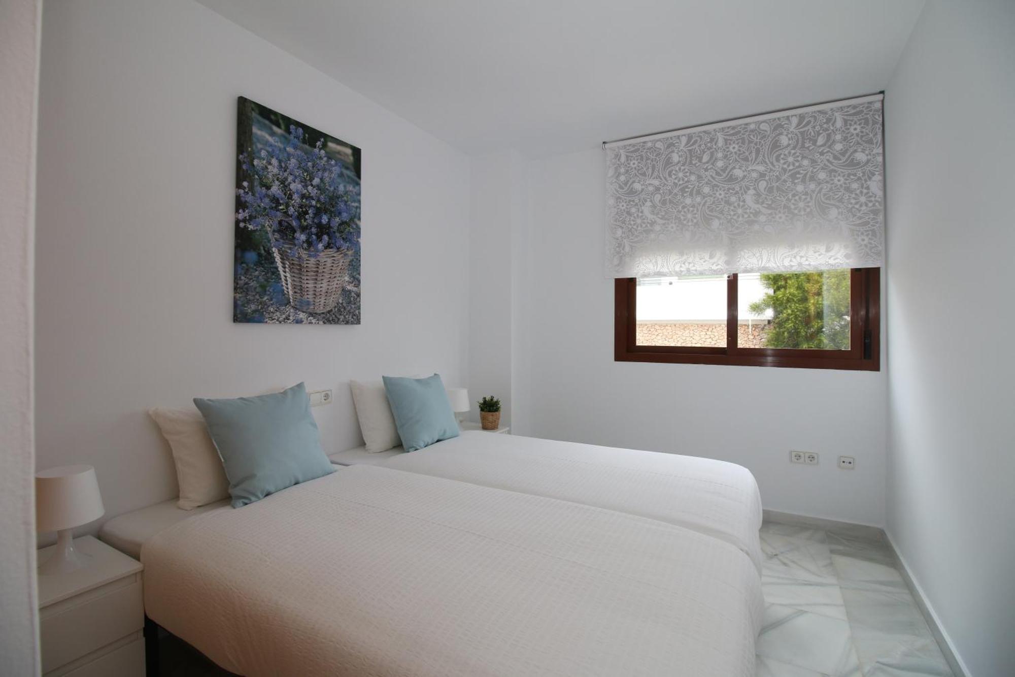 Andaluz Apartments Mar De Нерха Экстерьер фото